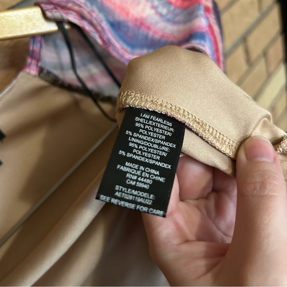 NWT AFRM Multi Wave Cordelia Wrap Top Cross Neck Long Sleeve Size Medium - Picture 5 of 6